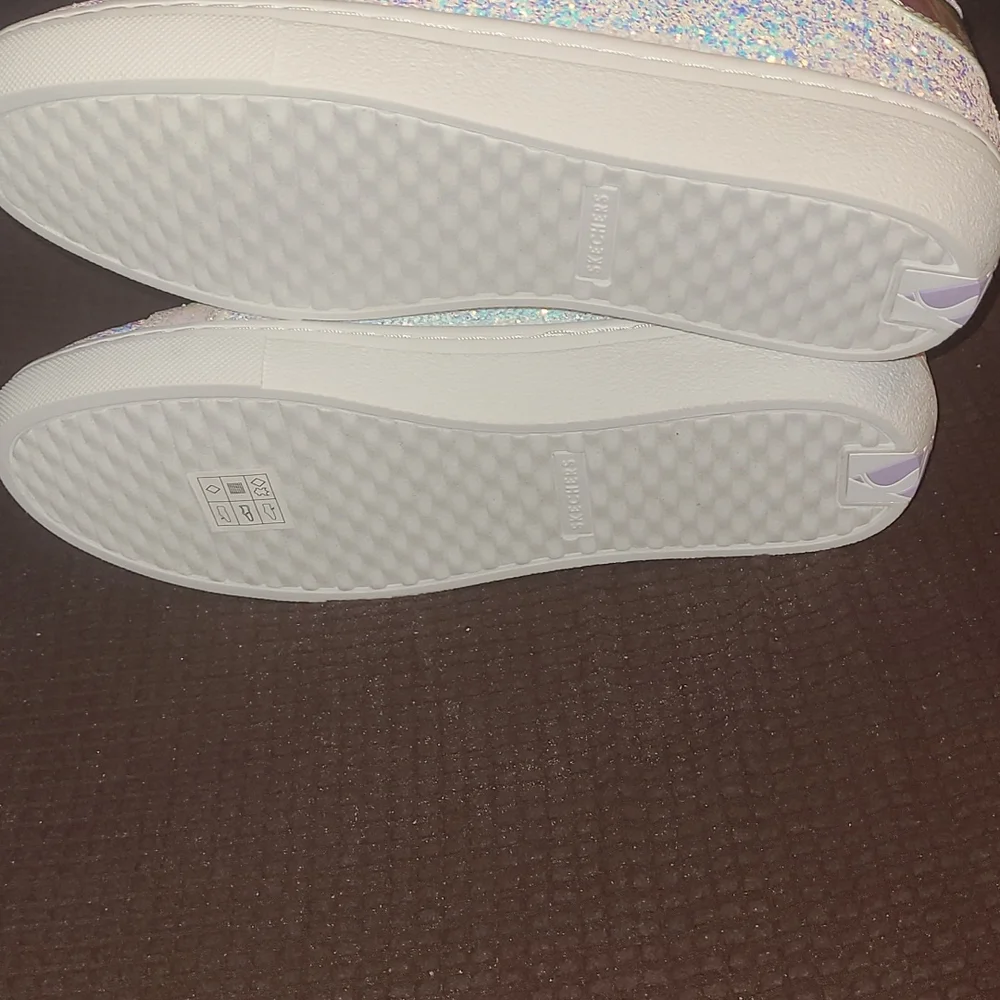 New Skechers Los Angeles Street sneakers size 6 kids equals 7.5 womans - Picture 6 of 7